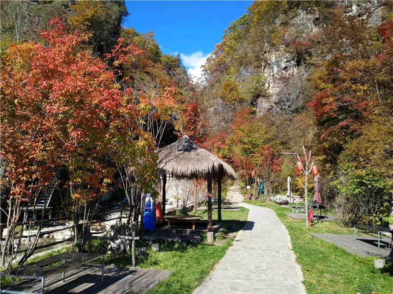 Linjiang Zhenzhumen Scenic Area