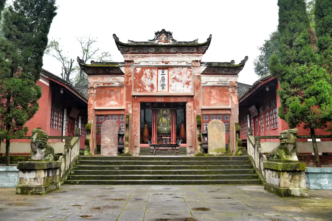 Hotels near Zhenwu Mountain Ancient Buildings