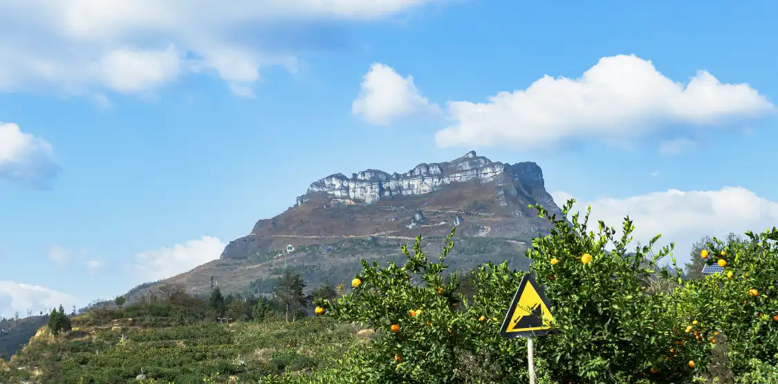 Hotels near Dashengdun Mountain
