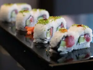 Oishii Fusión Sushi Wok