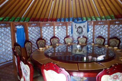 辉腾牧业度假村·餐厅