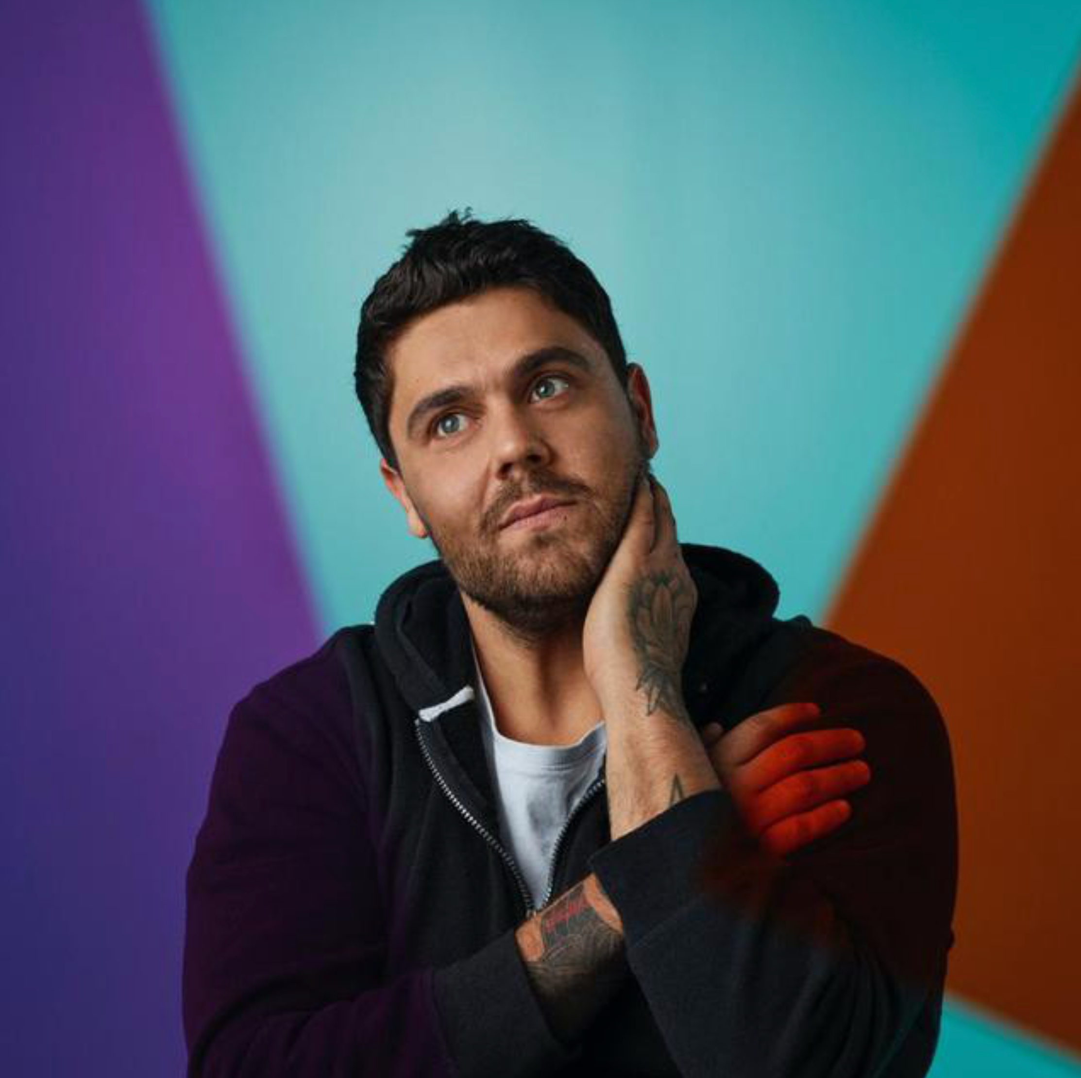 ヘプバーン・スプリングス | Dan Sultan 《An Evening With Dan Sultan》ツアー | Palais-Hepburn