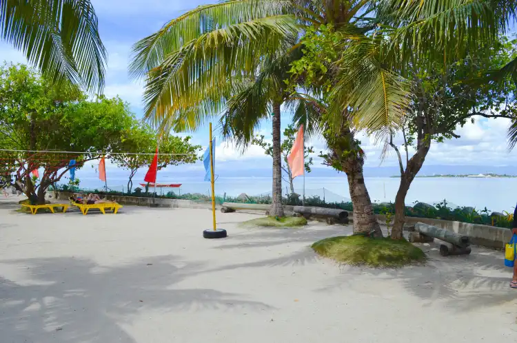 Hotels near Cordova RORO Port