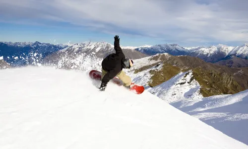 Skiing in Queenstown