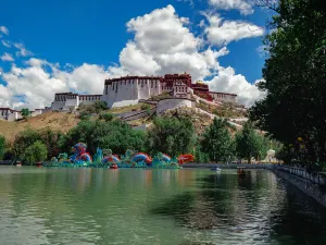 Zongjiao Lukang Park
