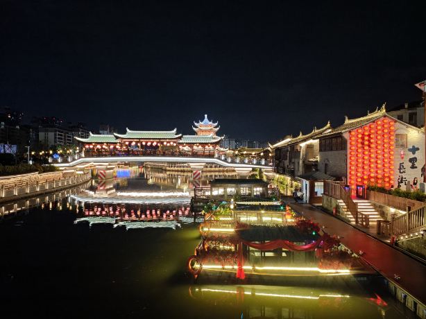 Luqiao Ten-Mile Long Street