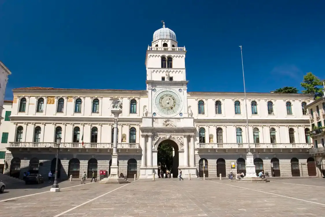 Hotels near Palazzo del Capitanio