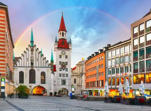 鄰近慕尼黑老市政廳的酒店