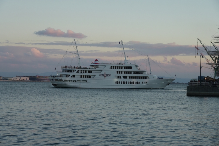 고베 크루즈 콘체르토
