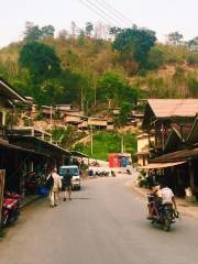 Pak Beng Market