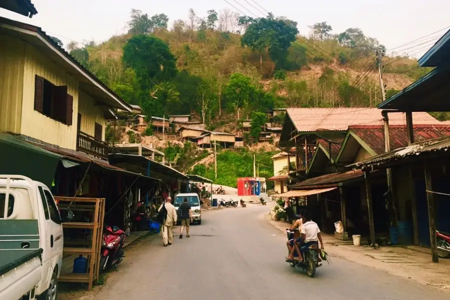 Pak Beng Market