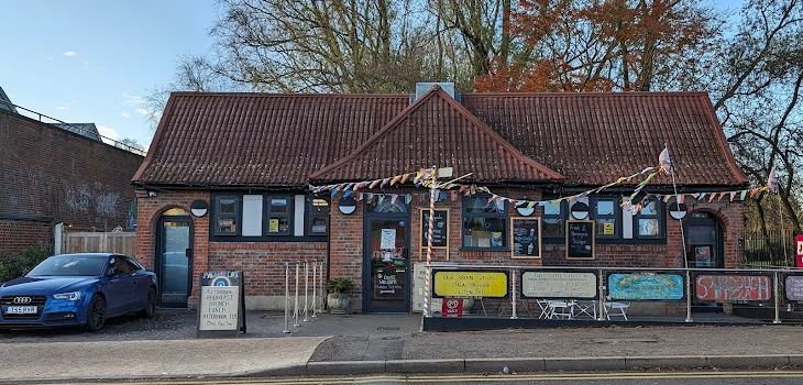 Parklife Café - Harrow Weald Recreation Ground