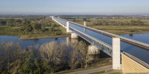 馬格德堡水橋