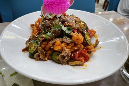 二洒手抓美食城 (一分店)