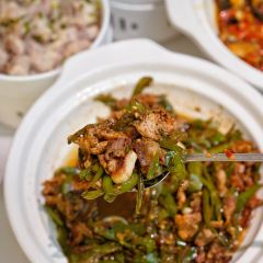 CHUI YAN SHI DAI XIANG TAN BU BU GAO User Photo