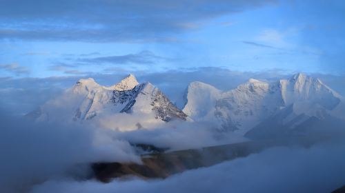 Kulagangri Snow Mountain