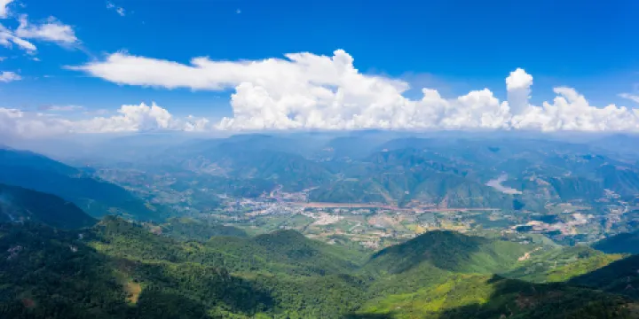 哀牢山紅河谷旅遊景區