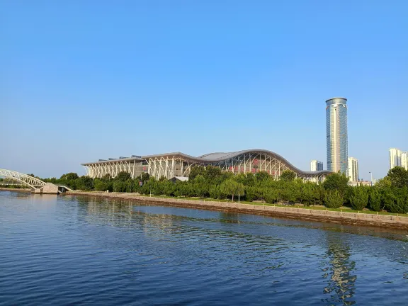 Madison Hotel near The Yantai Government and Yantai University