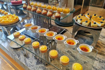 杭州千岛湖皇冠假日酒店西餐厅