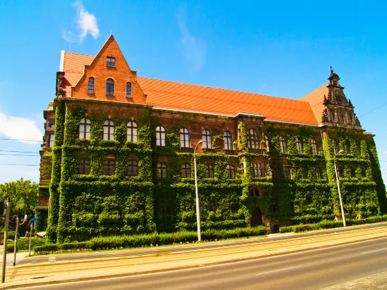 Hotels near Museum of Natural History