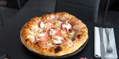 Habituè Loungebar Pizzeria