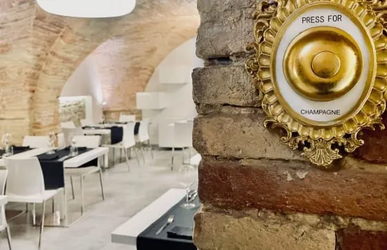 Cottabo - Pratiche Di Cibo e Vino