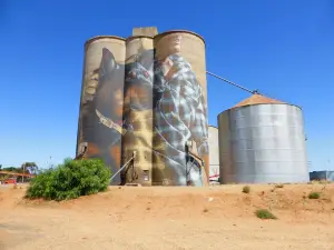 Nullawil Silo Art