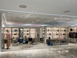 VERSACE（仁川Lotte）