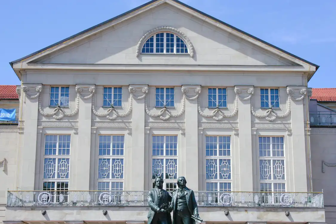 Hotels near Bauhaus-Museum