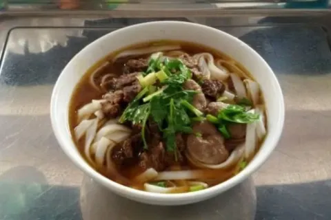 第一味牛腩火鍋分店