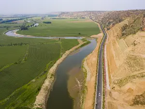 Yellow River No. 1 Tourist Highway