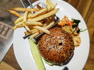 Yard House