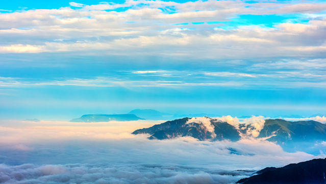 Sea of Clouds Sightseeing in Meishan
