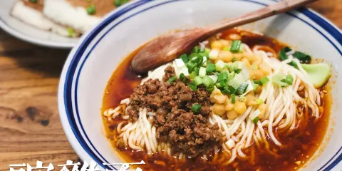 青瓷二兩小面