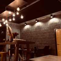Yellow Cafe' Trang