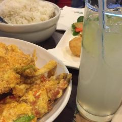 The Lobby Lounge / Shangri-La Hotel, Tokyo User Photo