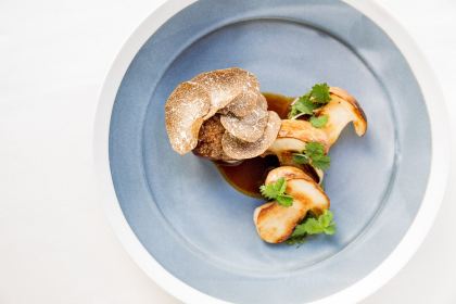 Beige Alain Ducasse Tokyo