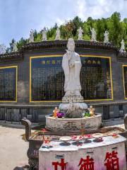 Baiyun Temple