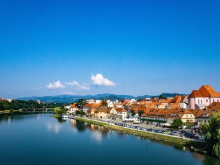 Voli Pisa Maribor diretti