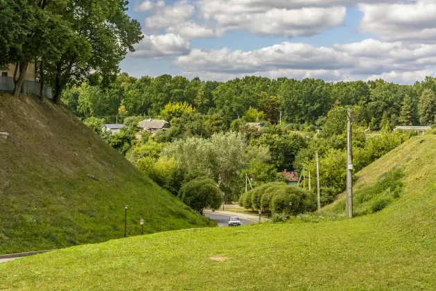 Vé máy bay Gomel Nizhnevartovsk