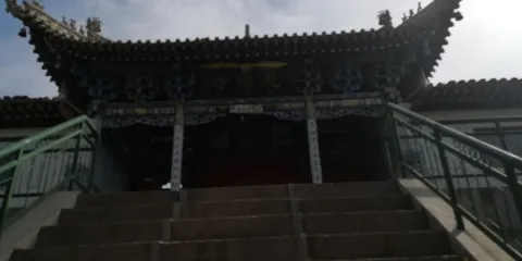 西巖山慧源寺