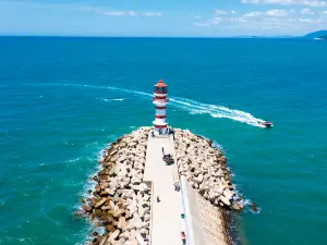Shenzhou Peninsula Lighthouse