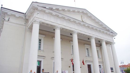 维尔纽斯市政厅 位于老城中心腹地维尔纽斯市政厅曾经是一座哥特