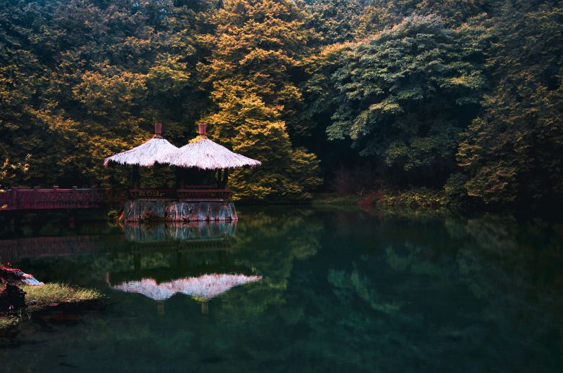 Jiemei (Sister) Lakes