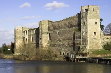 Newark Castle and Gardens
