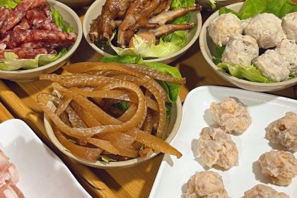 火锅吴彦祖(缤纷环球百富广场店)