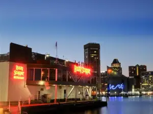 Rusty Scupper Restaurant & Bar
