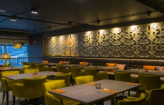 Himalayam Indiaas & Nepalees Restaurant