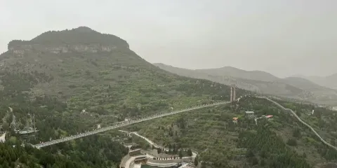 石崮寨玻璃棧道