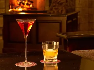 Yamano Lounge bar
